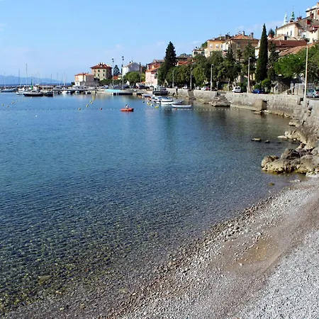 Apartman Family-friendly With Swimming Pool Opatija - Pobri, Opatija - 24607 Matulji