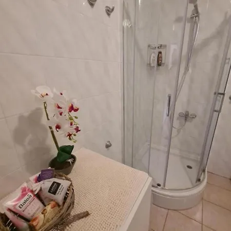 Family-friendly With Swimming Pool Opatija - Pobri, Opatija - 24607 Матульи